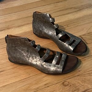 CydWoq - Poshmark